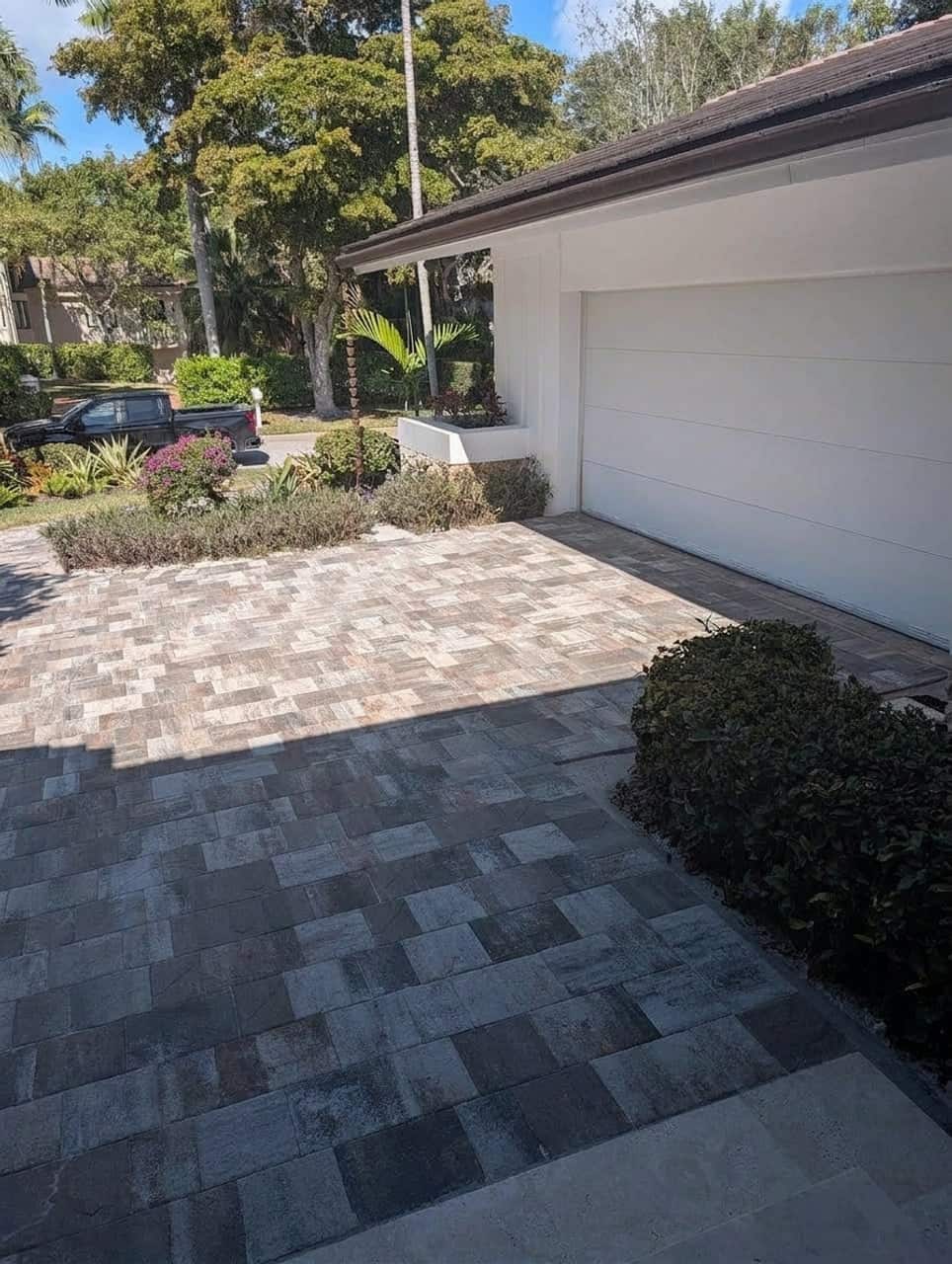 Finished concrete paver driveway in Coral Gables