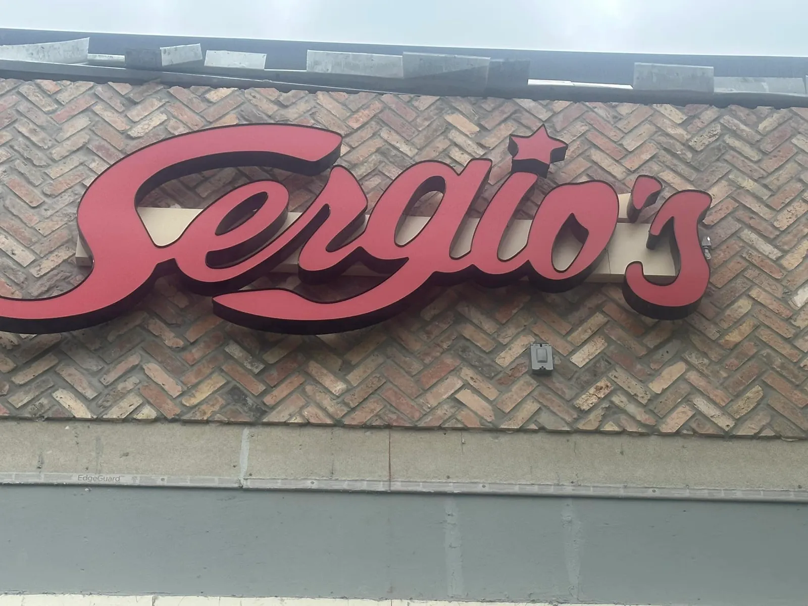 Sergio's Restaurant Stone Veneer Pinecrest