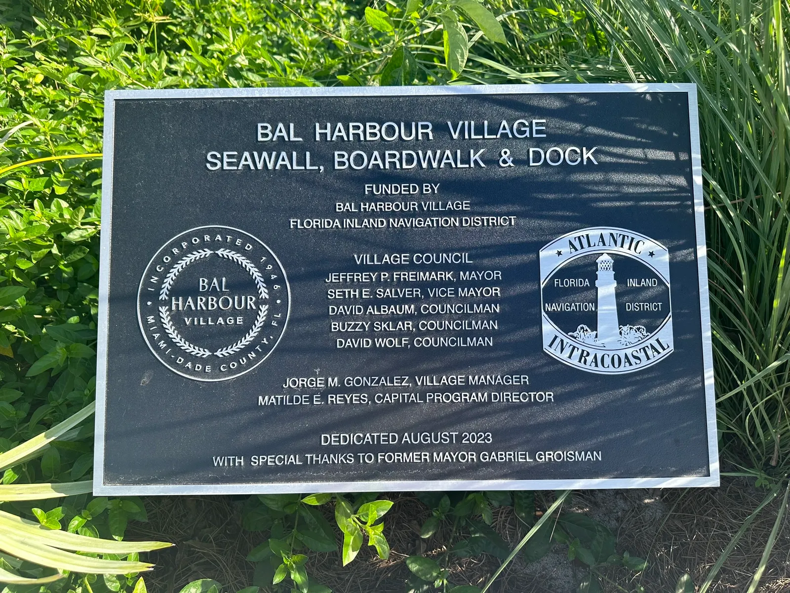 Bal Harbour Village Stone Wall Installation